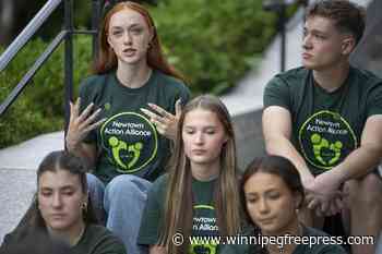 Sandy Hook shooting survivors to graduate with mixed emotions without 20 of their classmates