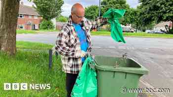 Litter-picker says tidying 'keeps his mind active'