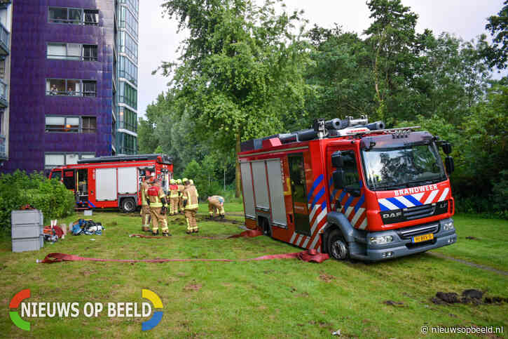 Brandweer rijdt zich vast op calamiteitenpad Hoge Park Krimpen aan den IJssel