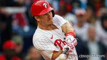 J.T. Realmuto injury: Phillies catcher undergoing knee surgery, return timeline 'about a month'