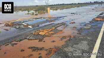 Outback truckers halted for days after deluge destroys road, prompting calls for more investment