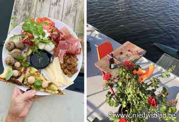 “De zonsondergangen zijn hier adembenemend”: deze boot is ook een Italiaans zomerrestaurant