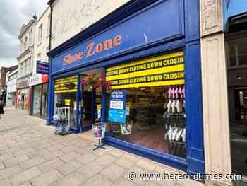 Closing down signs go up in Hereford Shoezone window