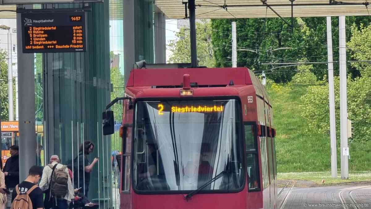 Braunschweig: Rassismus in Tram? Polizei sucht Mann – mit Foto