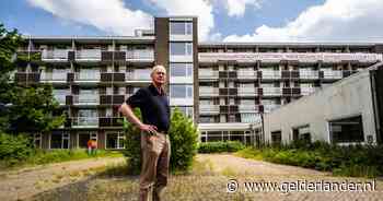 85 appartementen van deze flat staan nog jaren leeg: ‘Dit kan toch niet, er is woningnood!’