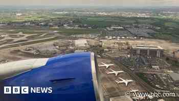 H﻿eathrow records highest-ever passenger total