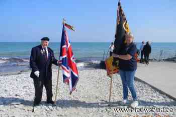 Sigmond (80) viert verjaardag op herdenking D-Day in Normandië