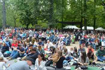 Boterhammen in het Park en Feeërieën palmen einde augustus Warandepark in