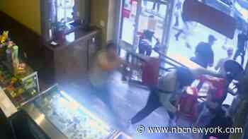 Video shows chaos erupt in NYC coffee shop after stabbing