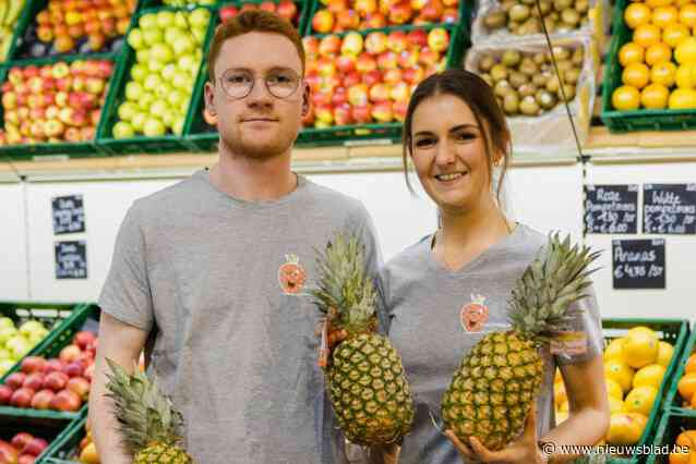 Vorig jaar dreigde ’t Hovenierke nog te sluiten, nu mogen Silke (28) en Bryan (27) zich Groente- en Fruitambassadeur noemen: “Met grote dank aan een klant én Unizo”