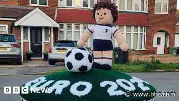 Euros post box topper appears in city