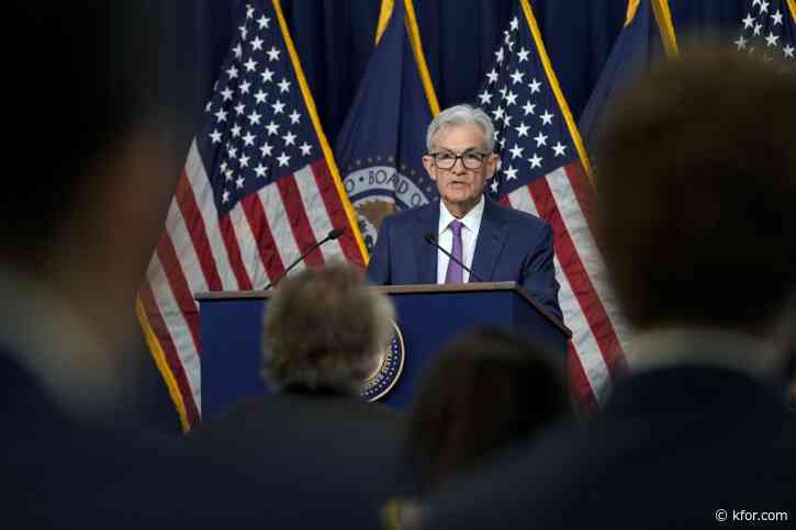 Fed chair holds rates steady