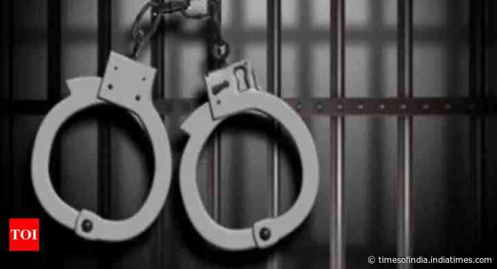 6 of Delhi gang, pub manager in Hyderabad held for dating scam