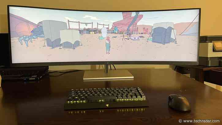 HP E45c G5: a huge, immersive monitor, but it comes at a price