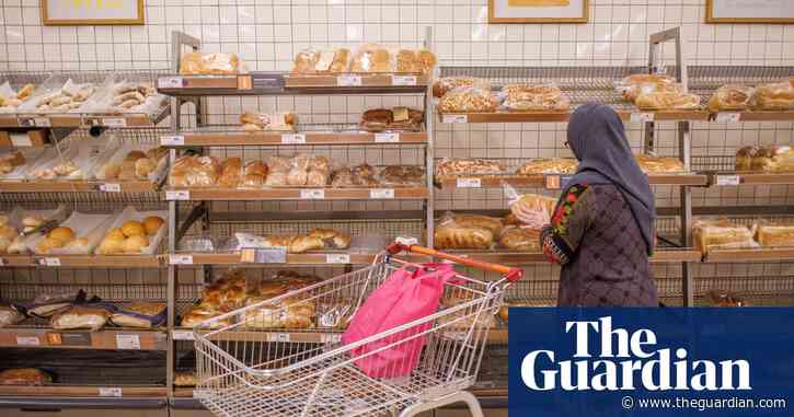 Four major UK supermarkets accused of misleading ‘freshly baked’ bread claim
