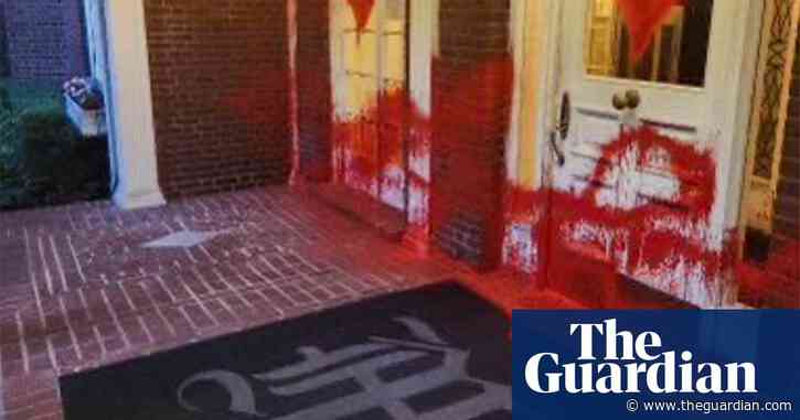 ‘Abhorrent antisemitism’: homes of Jewish Brooklyn Museum leaders vandalized