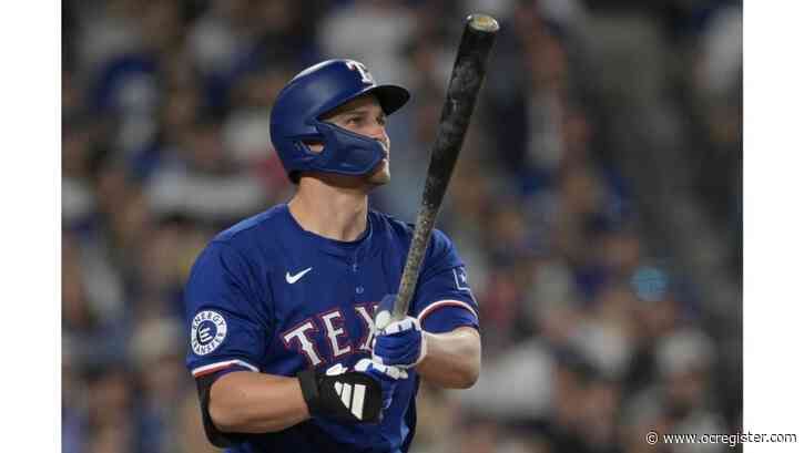 Dodgers fall to Rangers after Corey Seager’s 3-run homer