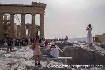 Heat forces Greek authorities to shut down Acropolis during afternoon hours for a second day running