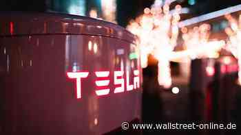 15-fache Kurssteigerung?: Tesla: Robotaxi? Smartphone? Kursziel 2.600 US-Dollar, sagt Cathie Wood