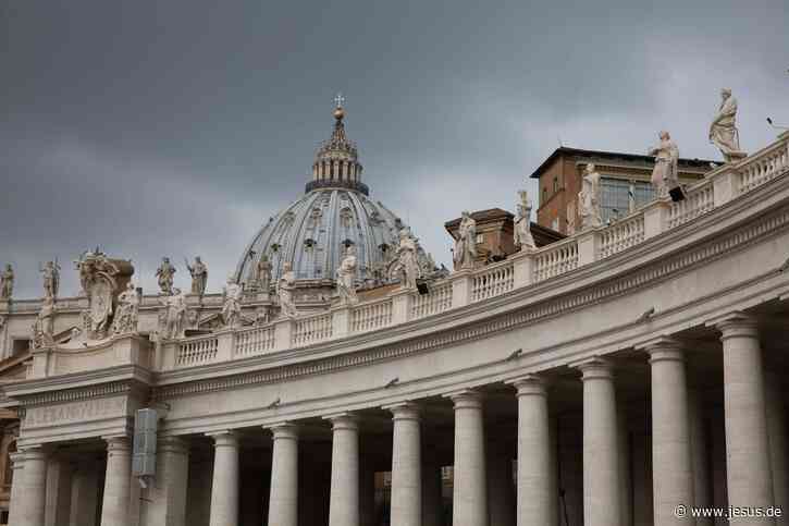 Vatikan macht Vorschläge zur Neudefinition der Rolle des Papstes