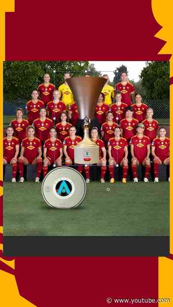📸🐺➕🇮🇹🏆 Our squad photo is now complete! 😎 #asroma #asromafemminile