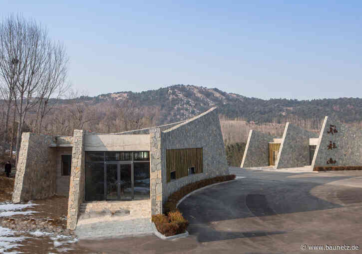 Fragmente chinesischer Berglandschaft
 - Tourismuszentrum von Aurelien Chen und CSCEC