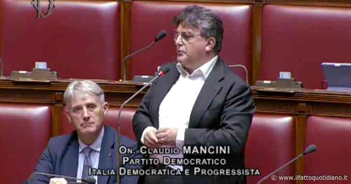 Rissa alla Camera, l’attacco di Mancini (Pd) alla maggioranza: “20 contro 1 è atteggiamento fascista. Da soli siete sempre scappati”