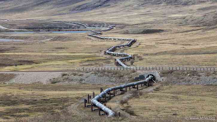 Environmental groups ask feds to reconsider the trans-Alaska pipeline and plan for its removal