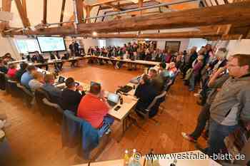 Willebadessen: Windplan-Gegner fordern Rücktritt des Bürgermeisters