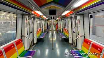 Roma Pride, la metro arcobaleno indigna pro vita e destra