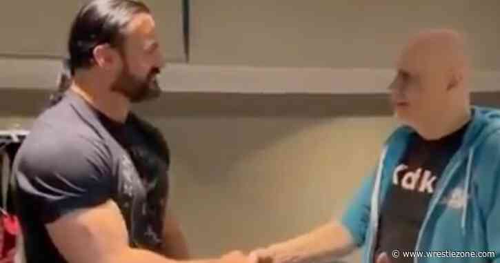 Drew McIntyre Re-enacts Classic Simpsons Scene With Billy Corgan