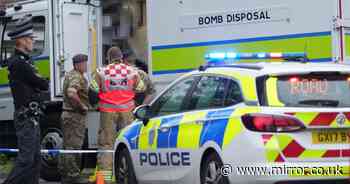 Army bomb disposal teams swarm Tory party office in Horsham over 'suspicious package'