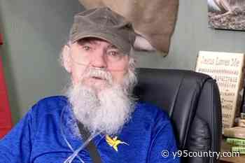 'Duck Dynasty' Fans Worried About Uncle Si
