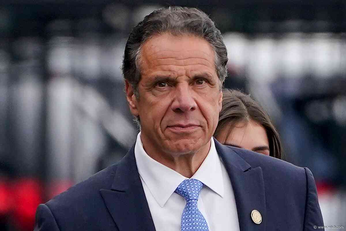 Cuomo sues Comptroller's Office for legal fees