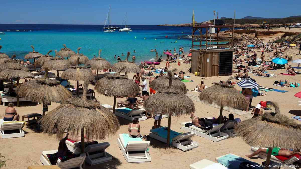 Nach Vorfall von Sylt: Auch auf Ibiza „Ausländer-raus“-Gegröle