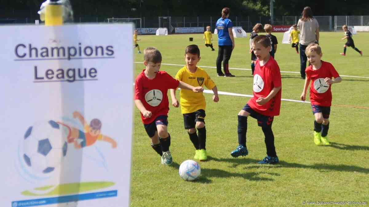 32 Tore, 66 Teams: Großes Fußball-Festival für Kinder