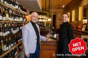 Oorspronkelijke eigenaar heropent Bohm als wijnbar én -winkel op Hendrik Conscienceplein: “Je kan hier nog steeds een hapje eten”