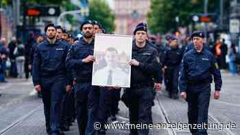 Mannheim: Trauerzug für getöteten Polizisten