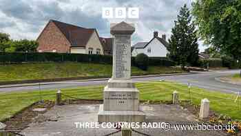 Car crash war memorial restored in Beds village