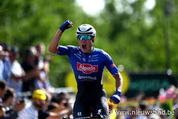 Jasper Philipsen wint derde rit van de Baloise Belgium Tour na beklijvende massasprint