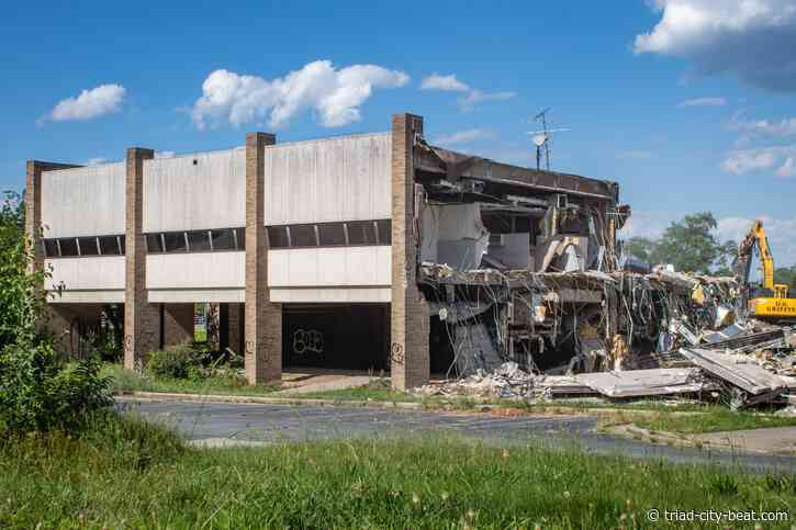 GALLERY: The demolition of the News & Record building in Greensboro