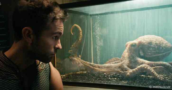 Oscar-winning Hollywood legend shocks in new role playing Octopus that has sex with humans