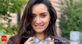 Shraddha Kapoor interacts with fans in Marathi