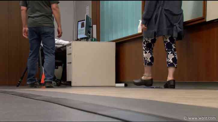 Friday's Health Report: How a person's gait can show signs of neurodegenerative disease