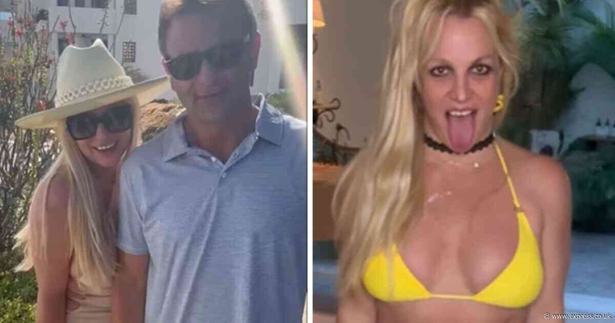 Britney Spears ‘gets lost’ with brother Bryan in Mexico as he channels Elvis Presley