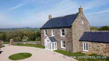 Mulgrave Estate hunting lodge Ugthorpe, Whitby, to let