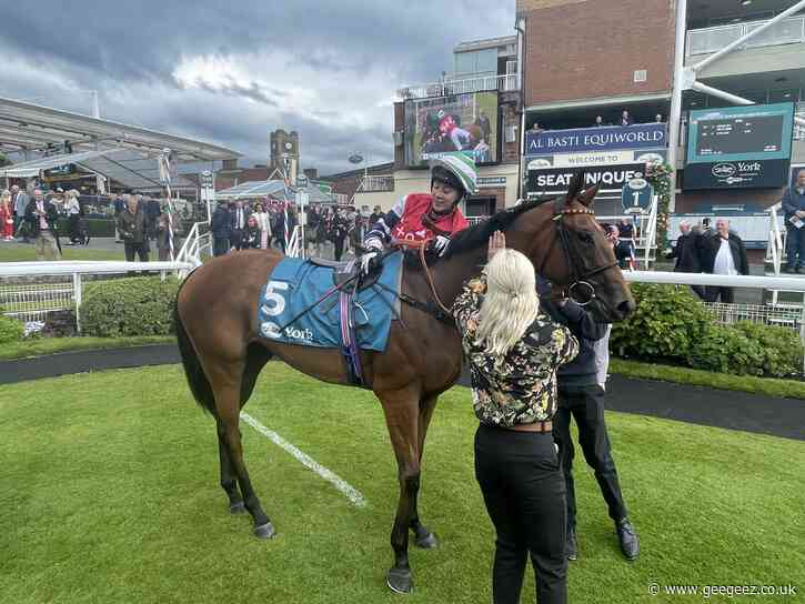 Alfa Kellenic completes hat-trick to give Craig Lidster first York winner