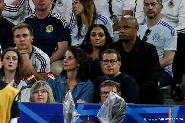 Had u hem gespot? Vincent Kompany in de tribunes voor EK-wedstrijd Duitsland