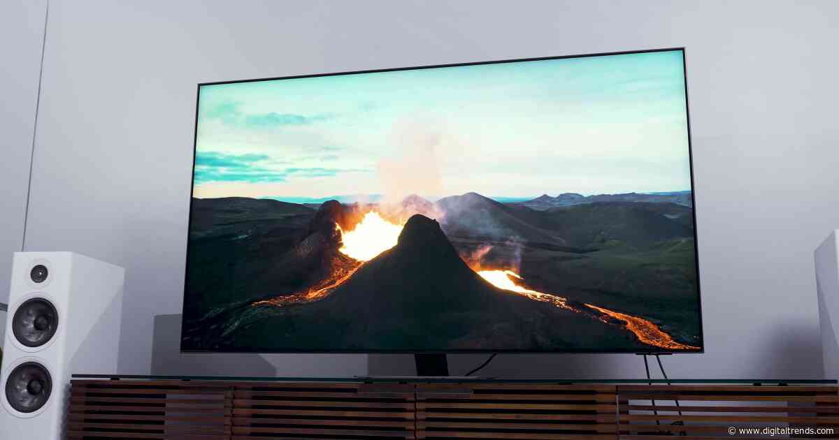 This Samsung 55-inch QLED TV deal cuts the price by $400