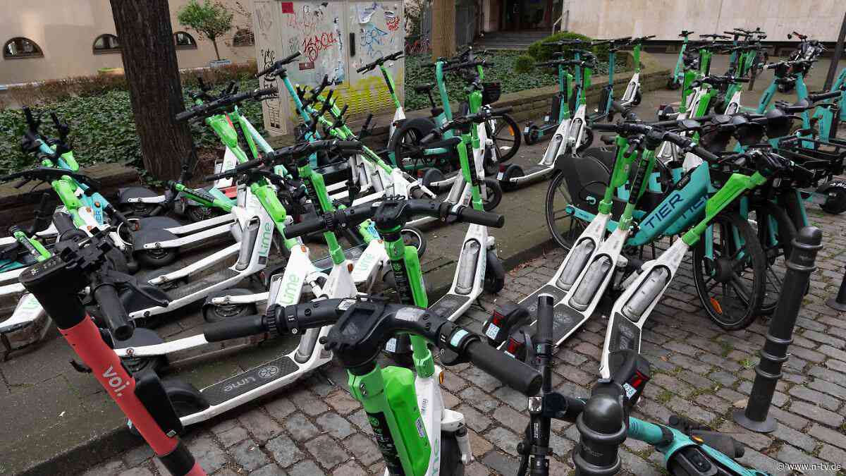 Nutzung gestiegen, Unfälle auch: Geliebt und gehasst - E-Scooter haben Deutschland erobert
